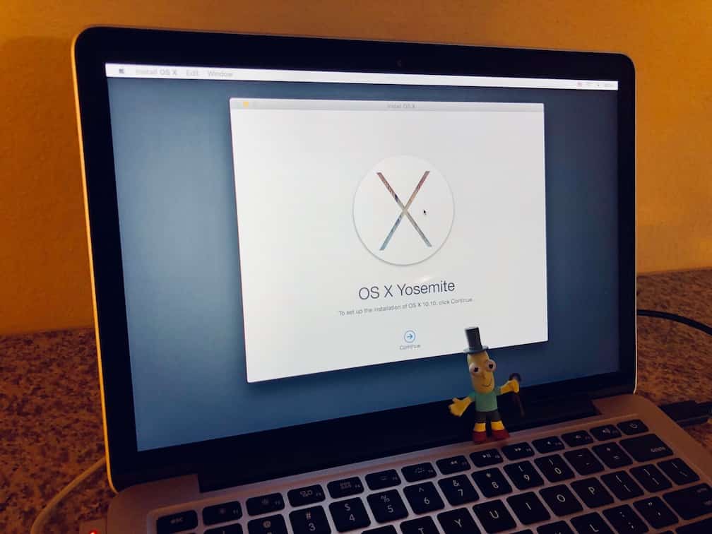 rebooting apple macbook pro 2011 yosemite