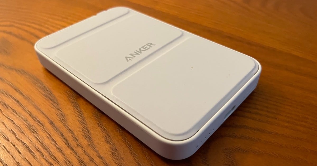 Anker 622 magnetic wireless power bank: Excellent for on-the-go