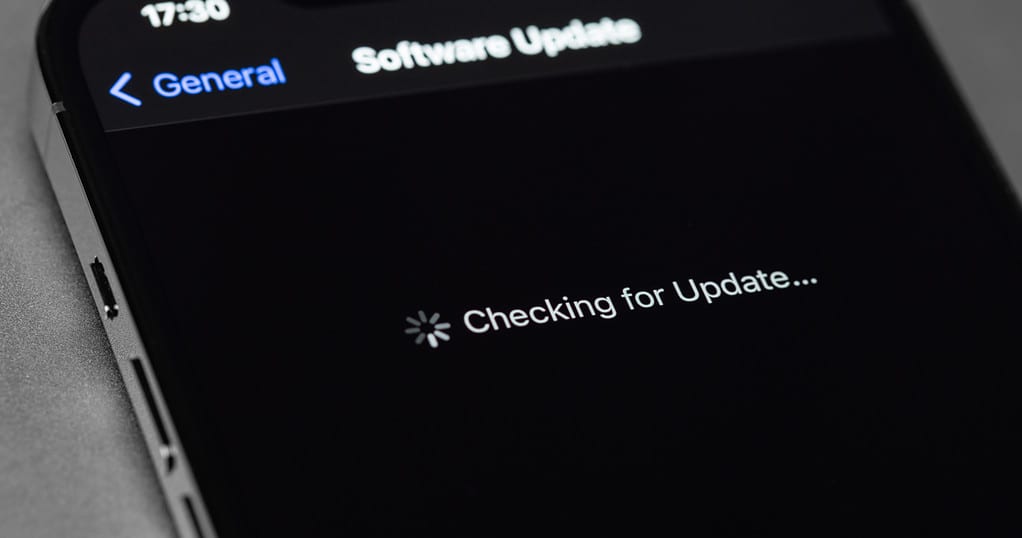 apple-seeds-release-candidate-ios-15-5-ipados-15-5-watchos-8-6-and