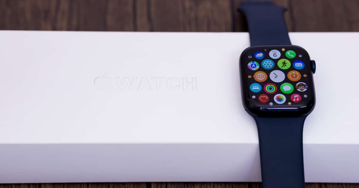 Rumors Circulate That Apple Watch Series 8 Will Have Body Temperature ...