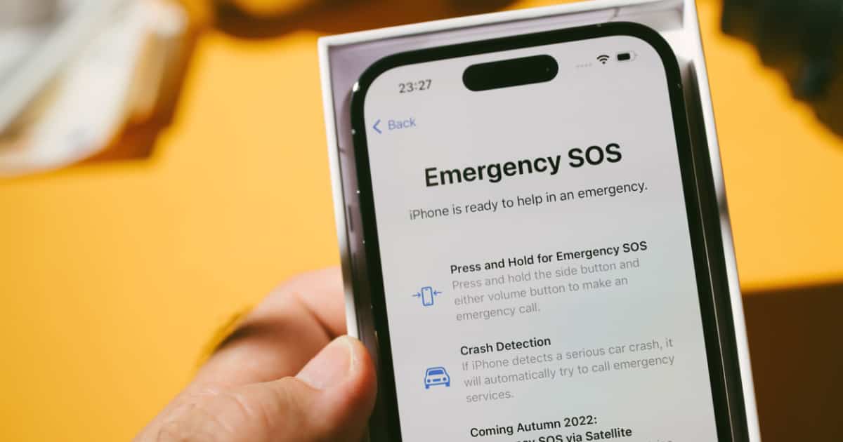 Use Emergency SOS on your iPhone - Apple Support (IN)