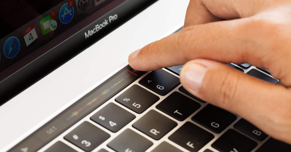 How to Restart a MacBook Using the Keyboard