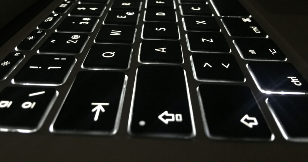 how-to-turn-on-keyboard-light-on-macbook-the-mac-observer