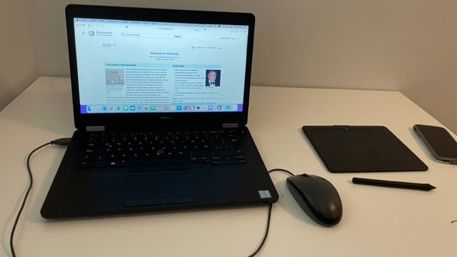 Dell laptop with a 'virtual' Hackintosh; a macOS 12 Monterey VM under an Ubuntu host