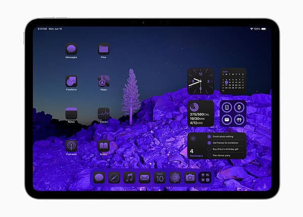 iPadOS Home Screen