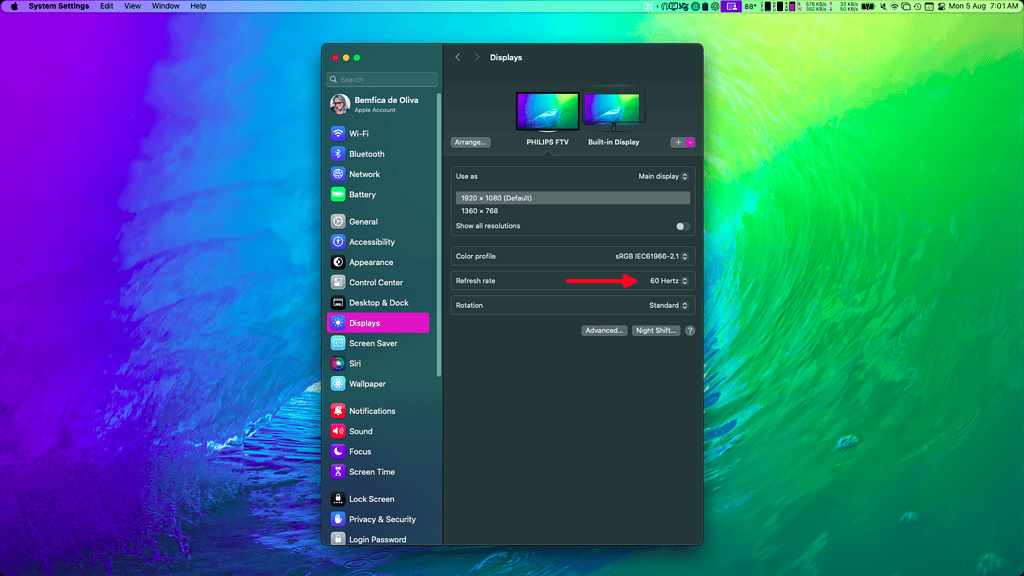 macOS System Settings app showing the refresh rate option