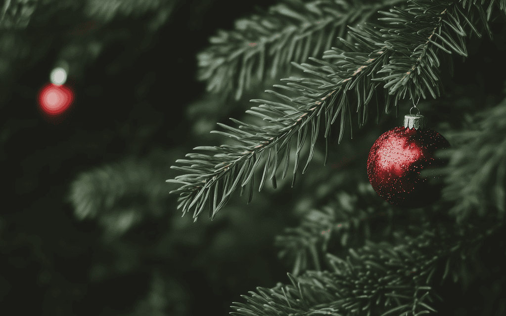 christmas tree ornaments wallpaper