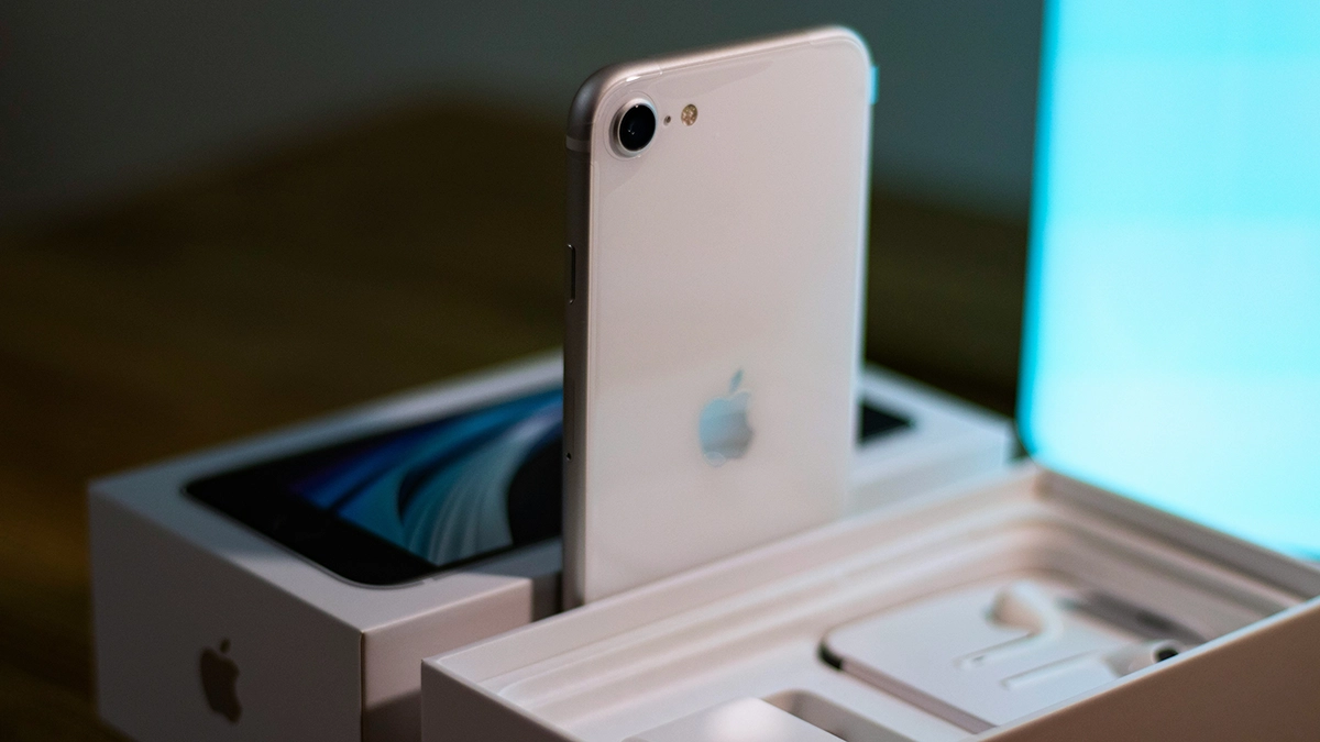 Will the iPhone 16E Be the Best-Selling Budget iPhone Ever?